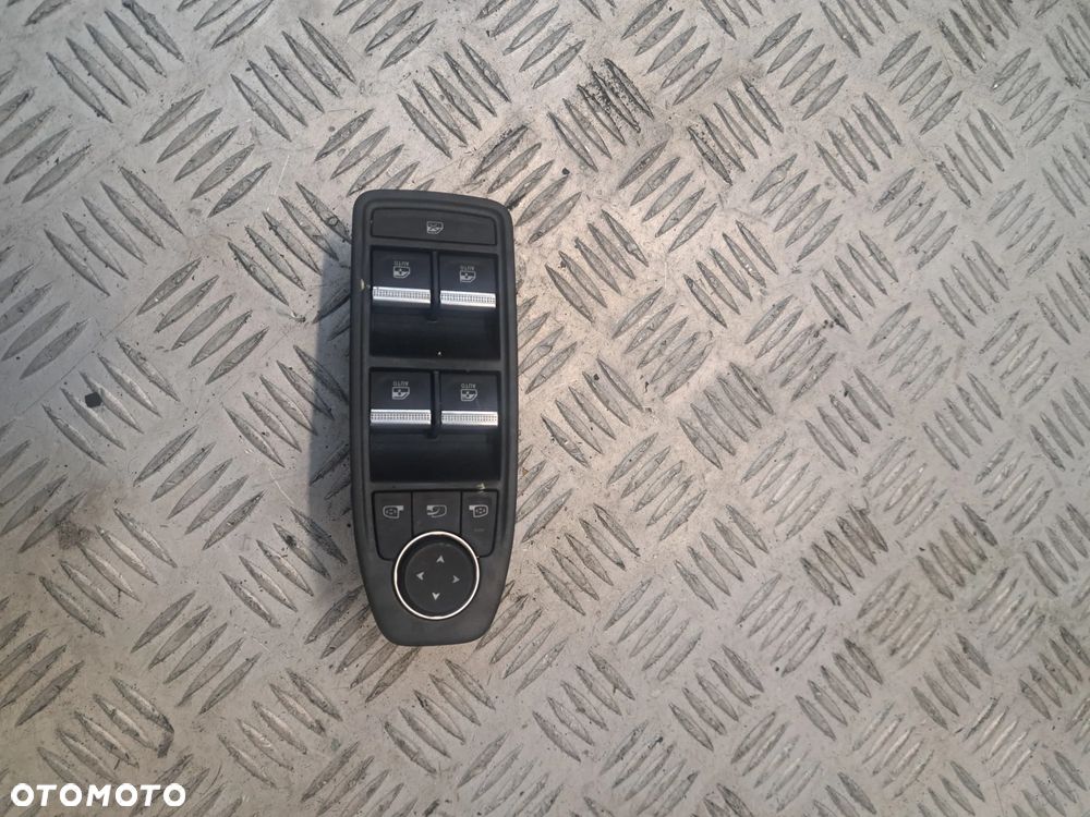 PANEL SZYB PRZEŁĄCZNIK LEWY PRZÓD RENAULT CLIO V - 1