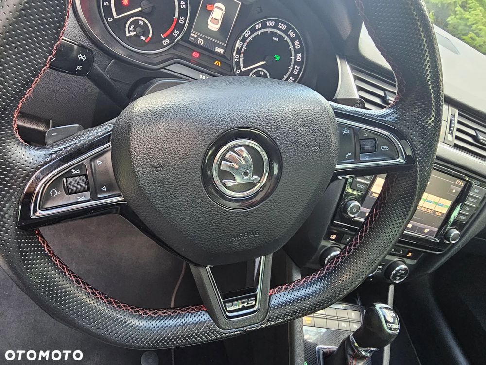 Skoda Octavia 2.0 TDI DSG RS - 15