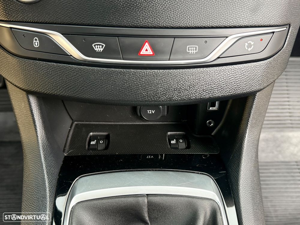 Peugeot 308 SW 1.6 BlueHDi Allure J17 - 32