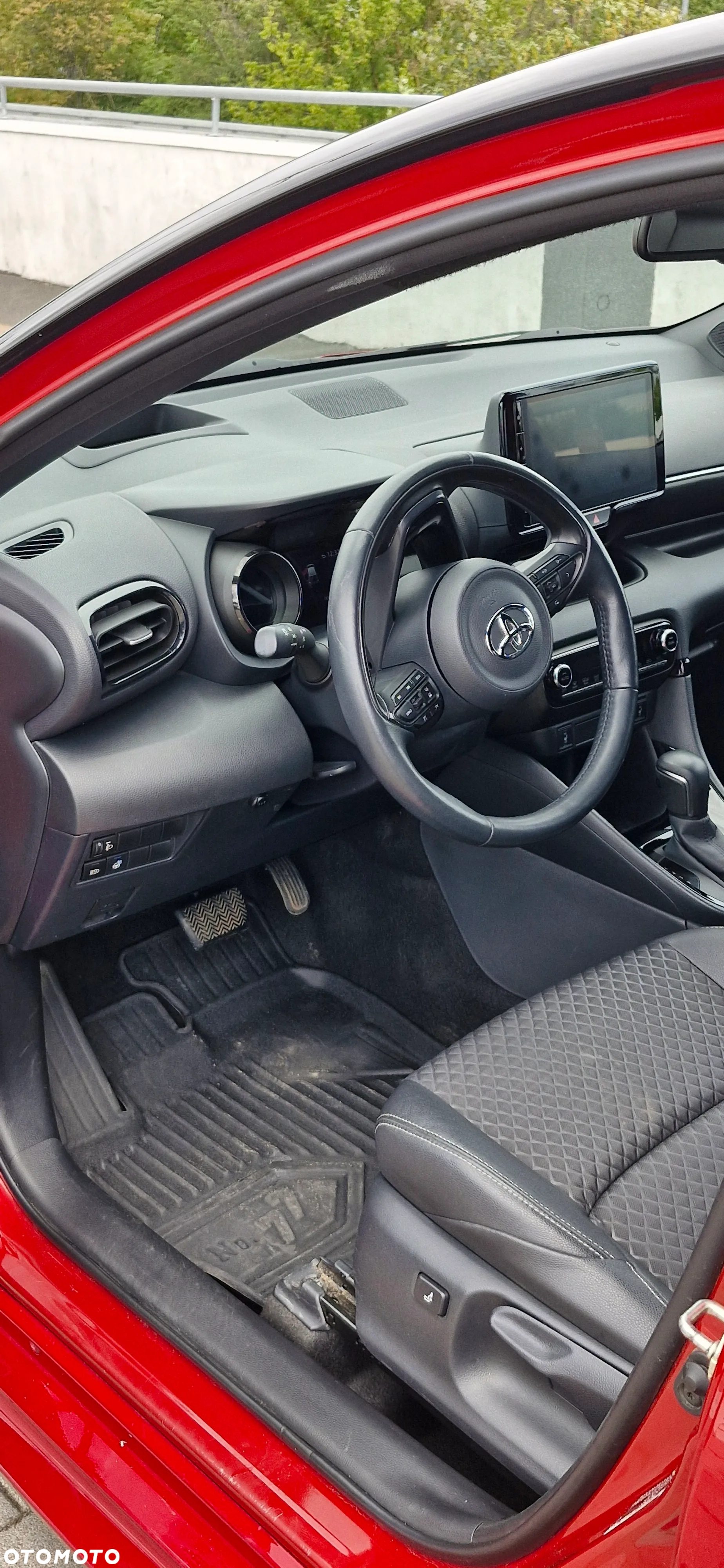 Toyota Yaris Hybrid 1.5 Style - 10