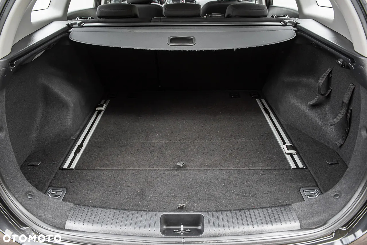 Kia Ceed - 30