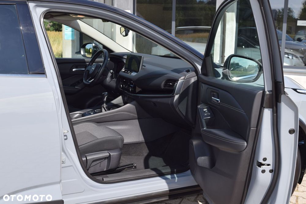 Nissan Qashqai 1.3 DIG-T N-Connecta - 19