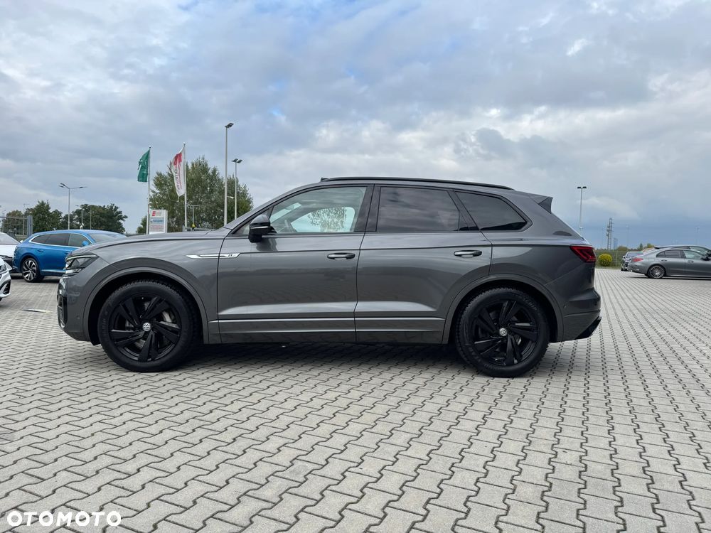 Volkswagen Touareg 4.0 V8 TDI SCR 4Motion Automatik R-Line - 3