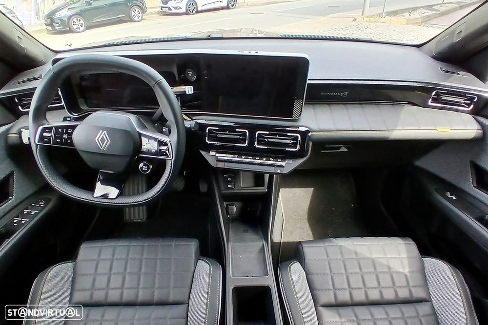 Renault 4 E-Tech 52 kWh Iconic Autonomia Conforto - 7