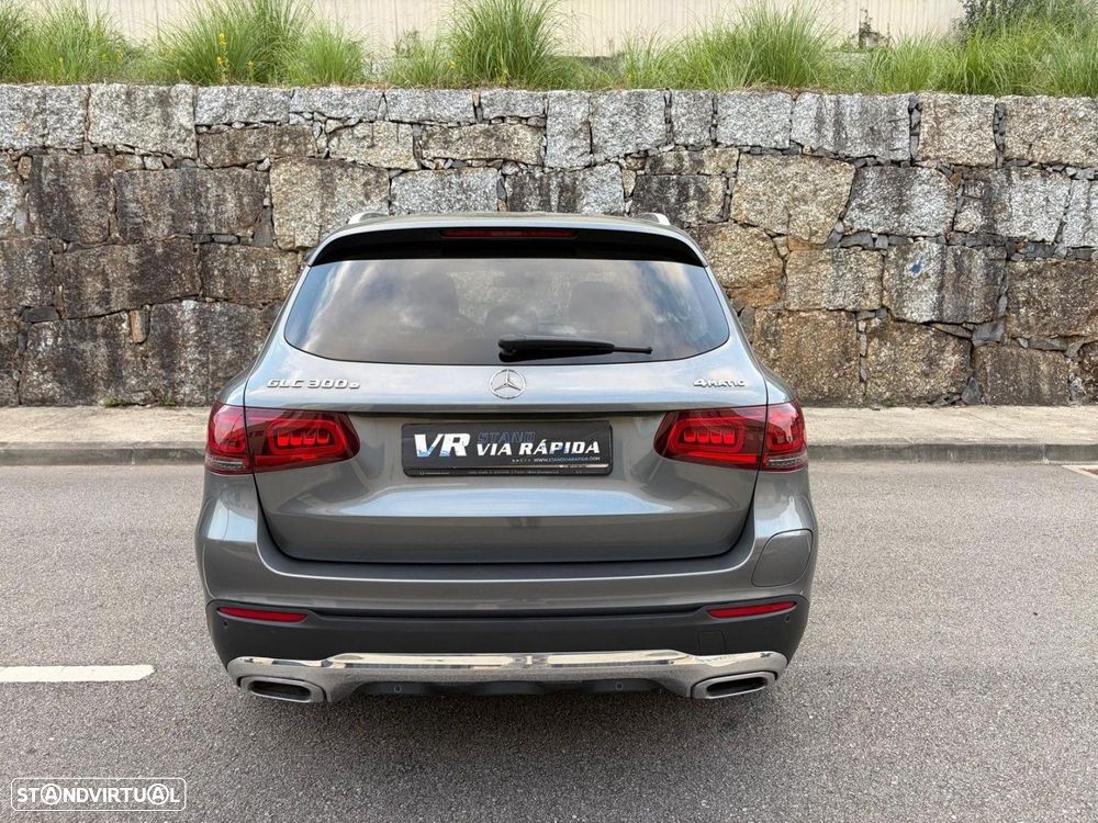 Mercedes-Benz GLC 300 e 4Matic - 33