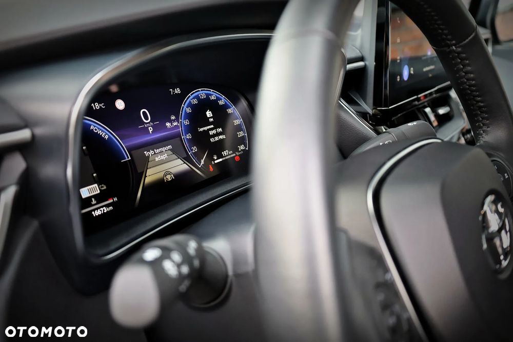 Toyota Corolla 1.8 Hybrid Comfort - 17