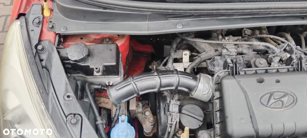 Hyundai i10 1.1 Base - 30