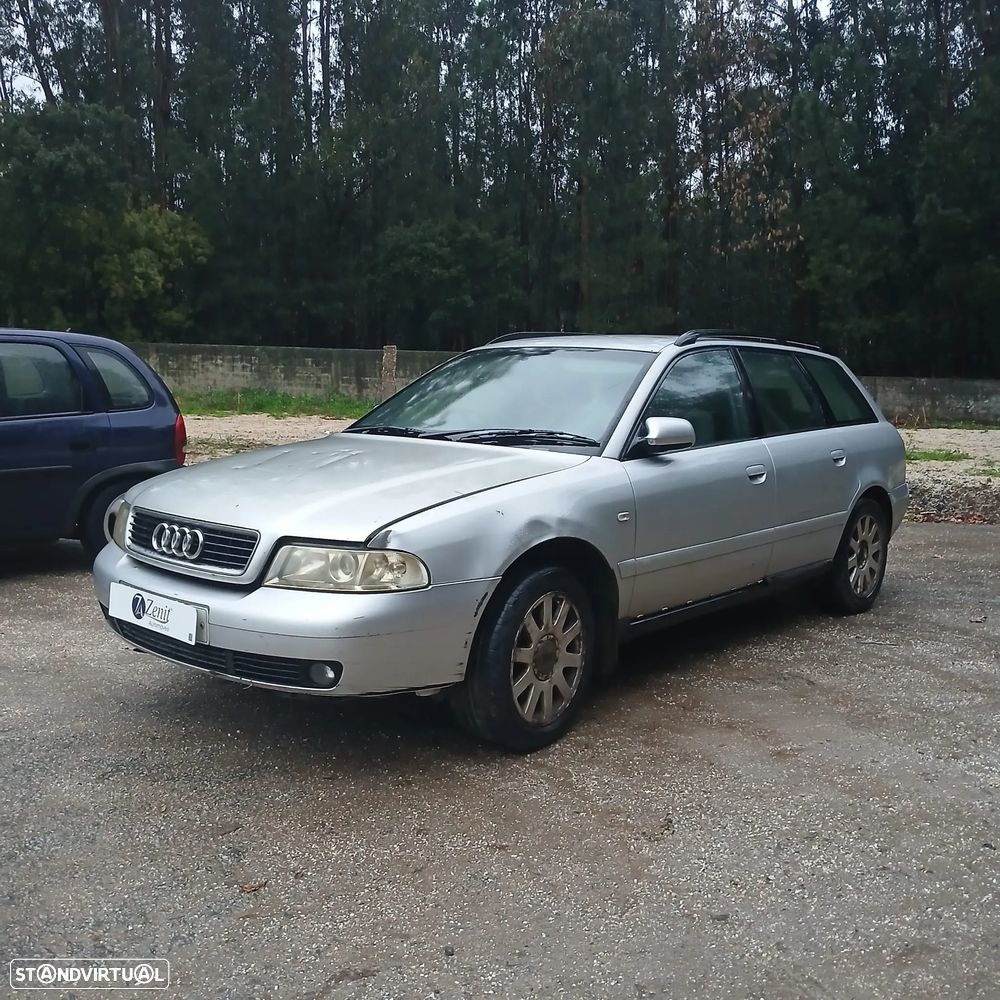 Audi A4 1.9 de 2000 - Peças Usadas (10305) - 2