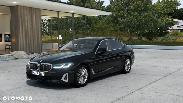 BMW Seria 5 530d xDrive Luxury Line