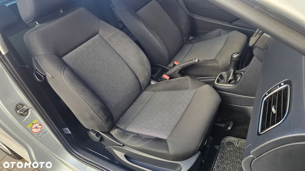 Volkswagen Polo - 23