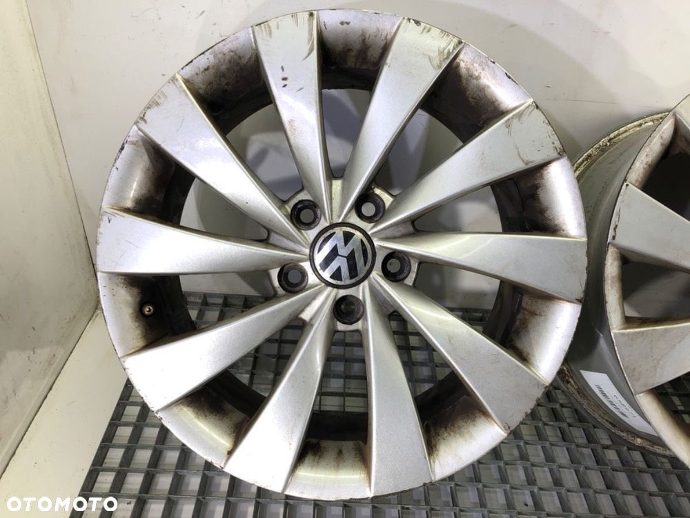 FELGA ALUMINIOWA KOMPLET 17 7,5J 5X112 ET 45  57,1  VW PASSAT B6 (3C2) 2005 - 2010  3C8601025A - 2