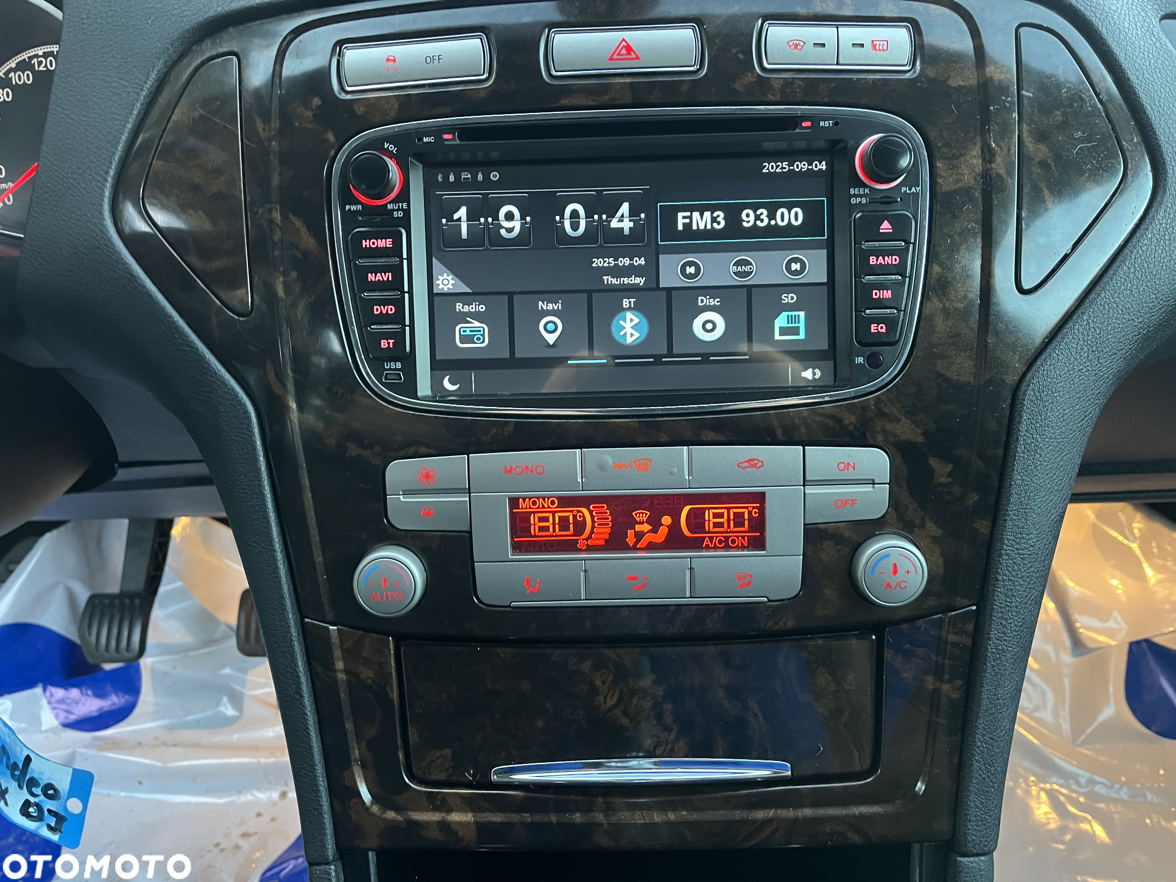 Ford Mondeo 2.0 Ghia - 17
