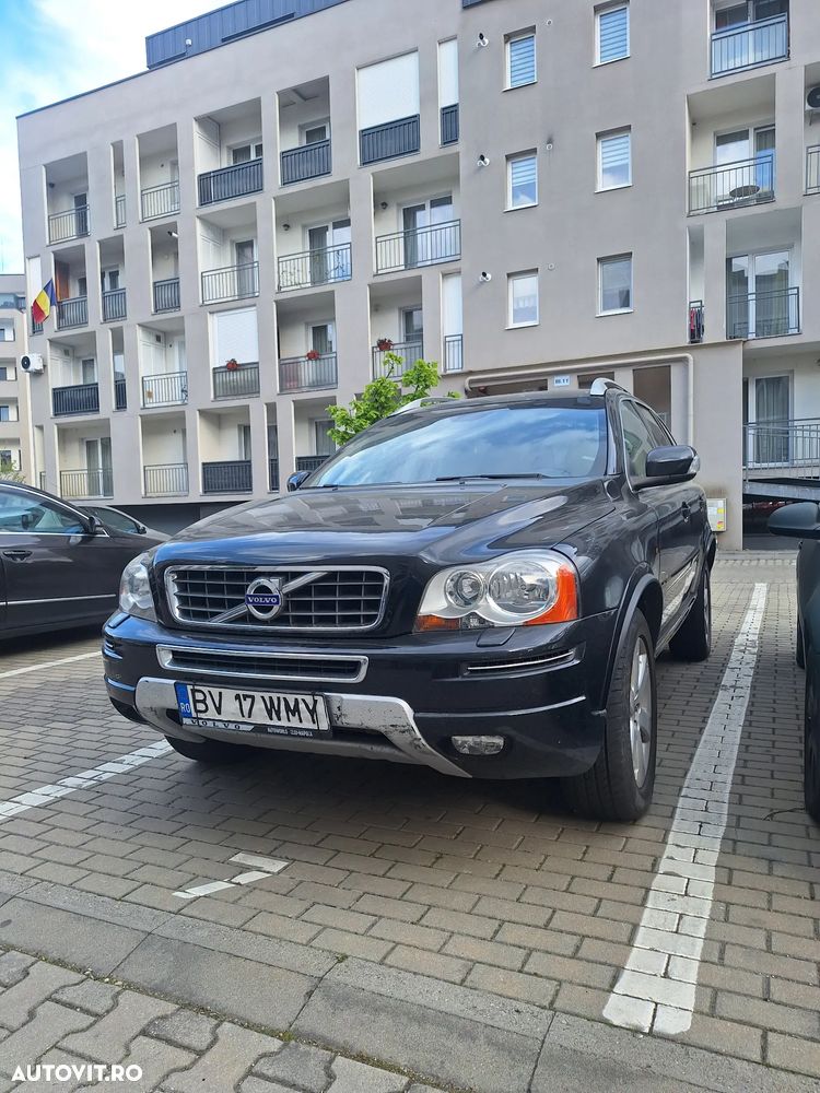 Volvo XC 90 D5 AWD Geartronic Momentum - 10