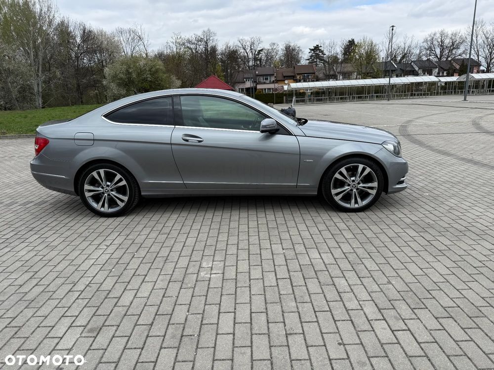 Mercedes-Benz Klasa C 180 BlueEFFICIENCY - 5