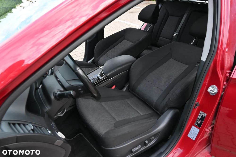 Hyundai i40 1.6 GDI Style - 25