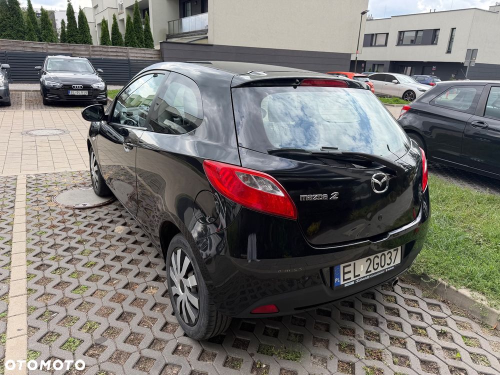 Mazda 2 - 5