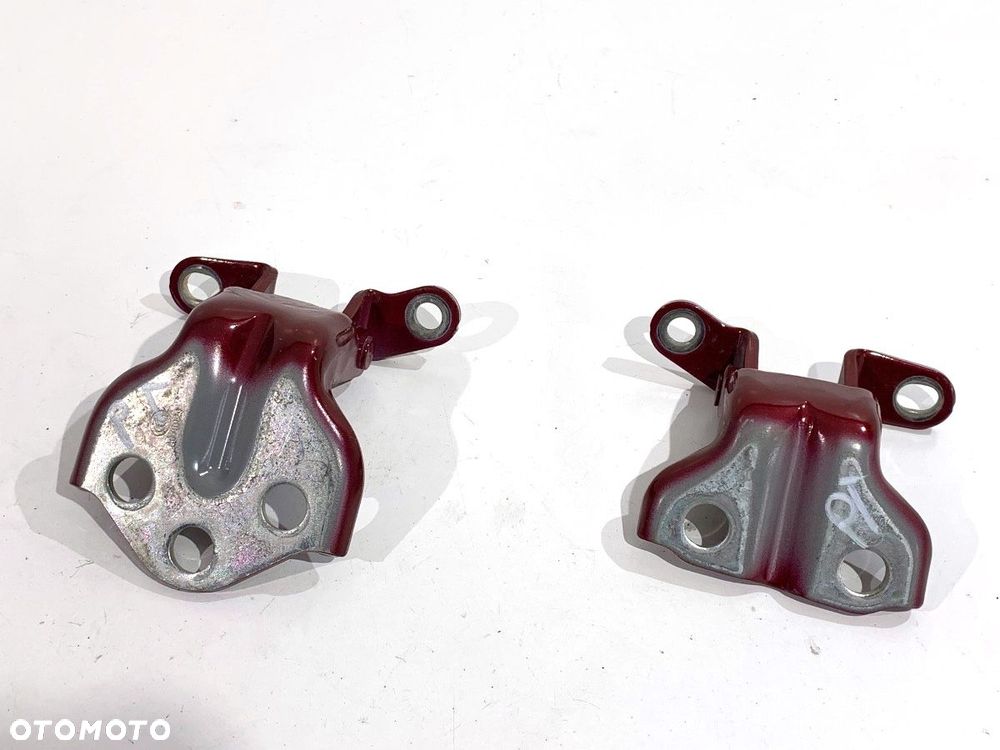 ZAWIASY DRZWI TYŁ PRAWE  SSANGYONG TORRES (J100) 2022- 1.5 GDI AWD 120 kW [163 KM] Benzyna A075929 - 2