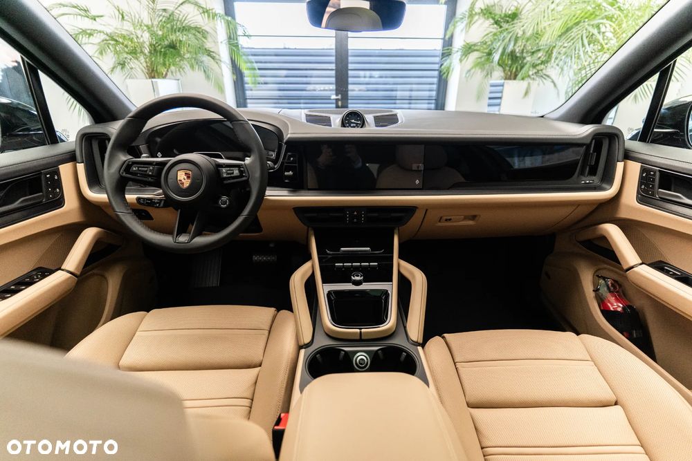 Porsche Cayenne E-Hybrid PHEV Black Edition - 10