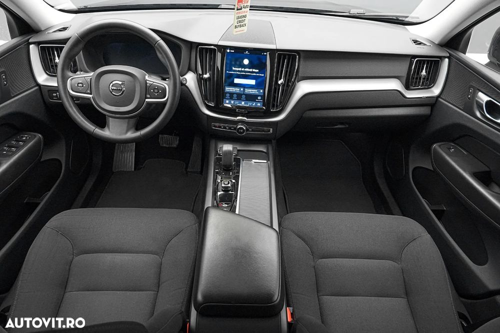 Volvo XC 60 B4 MHEV Momentum Pro - 8