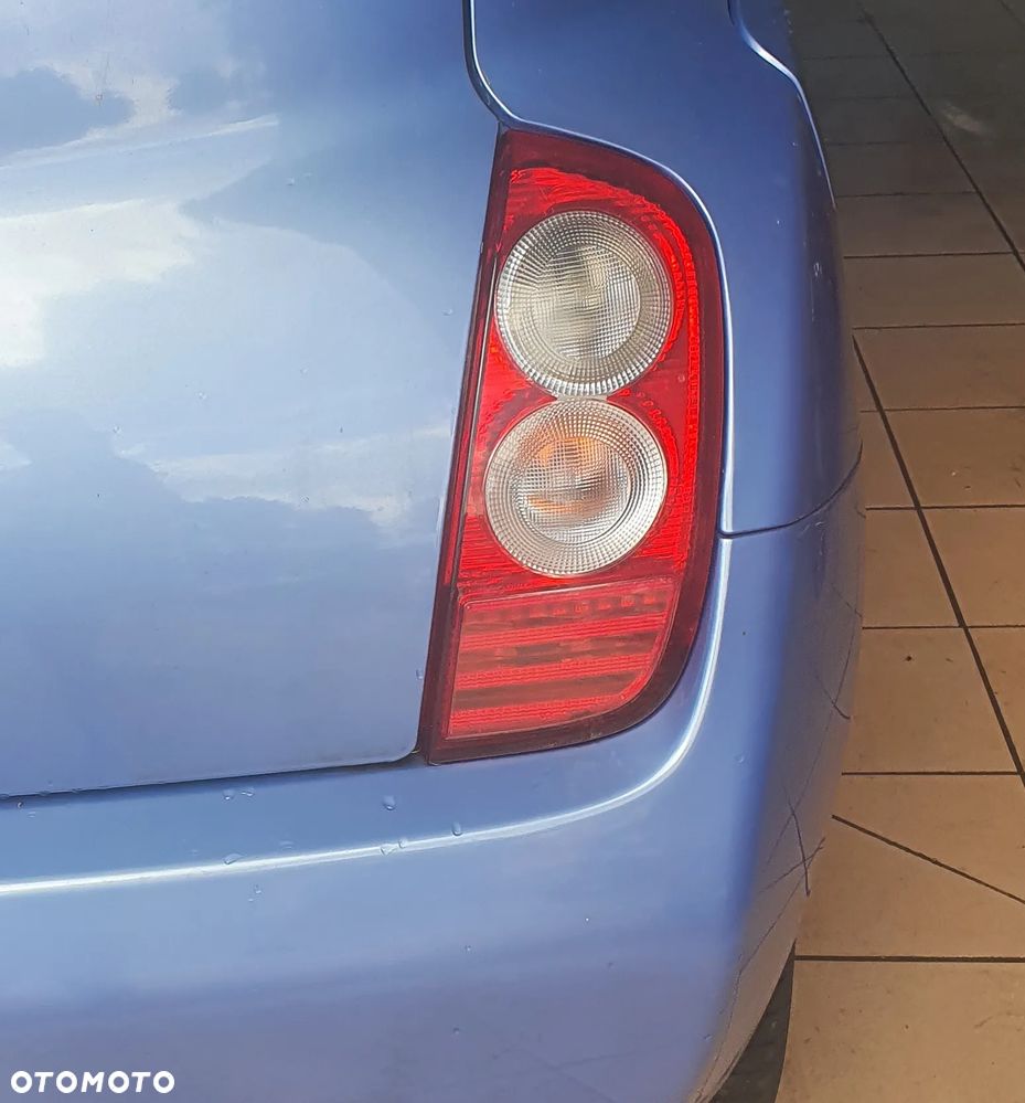 Nissan Micra K12 Lampa tylna prawa lub lewa tył - 1