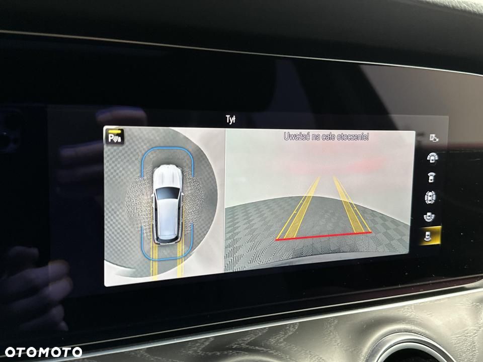 Mercedes-Benz Klasa E - 19