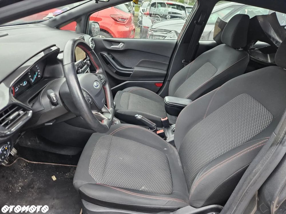Ford Fiesta 1.0 EcoBoost S&S ST-LINE - 10