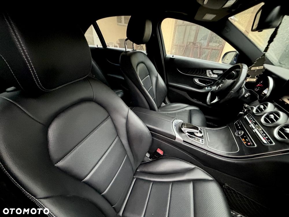 Mercedes-Benz Klasa C 300 9G-TRONIC AMG Line - 21