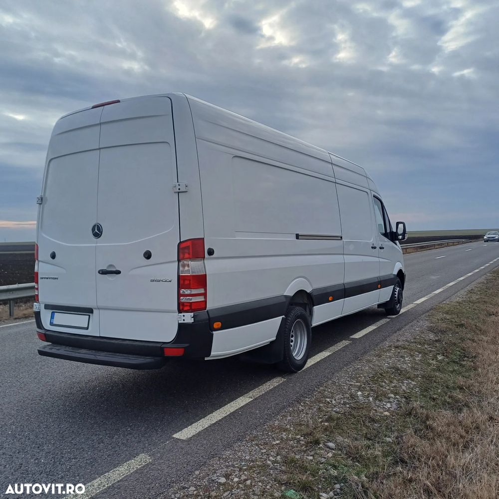 Mercedes-Benz Sprinter - 20