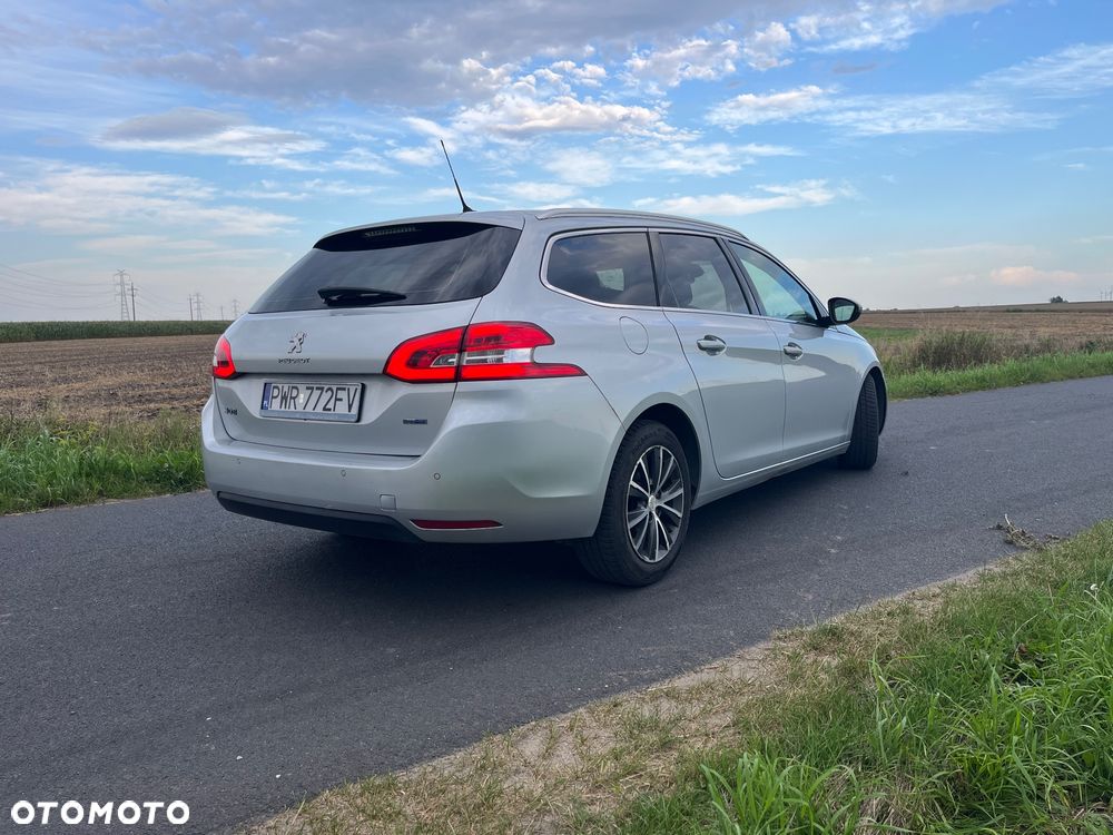 Peugeot 308 2.0 Blue HDi Allure S&S - 3