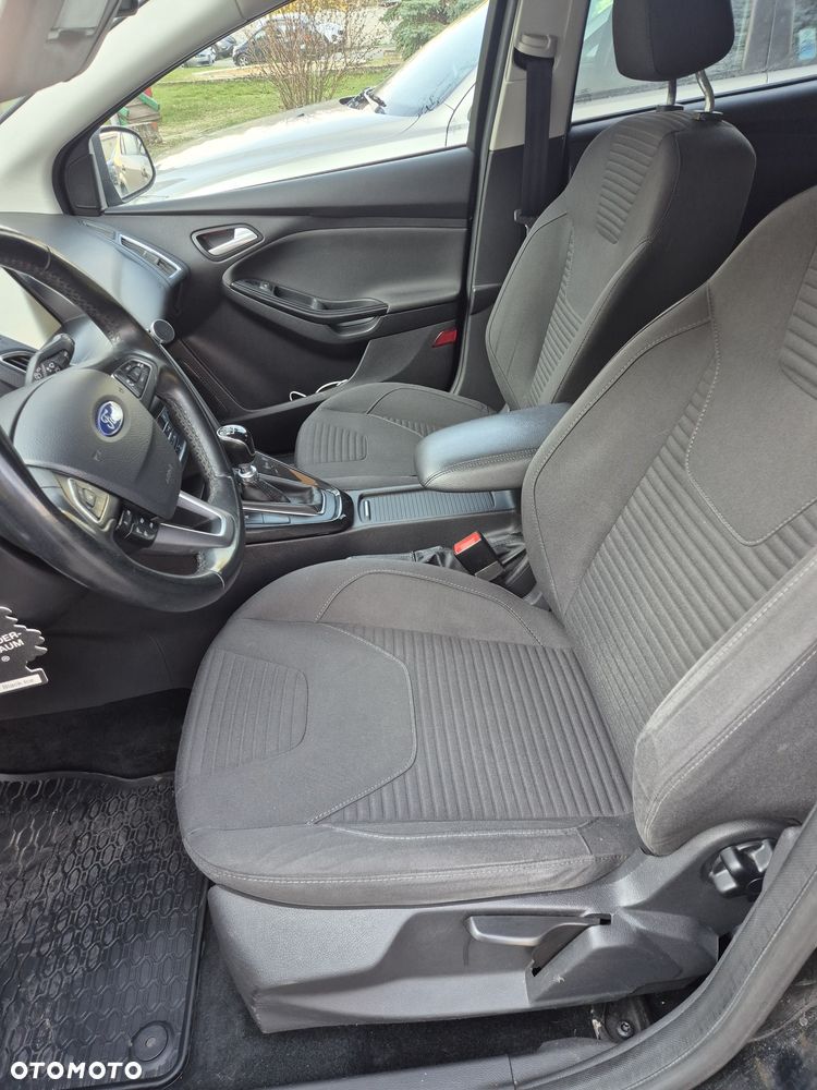 Ford Focus - 4