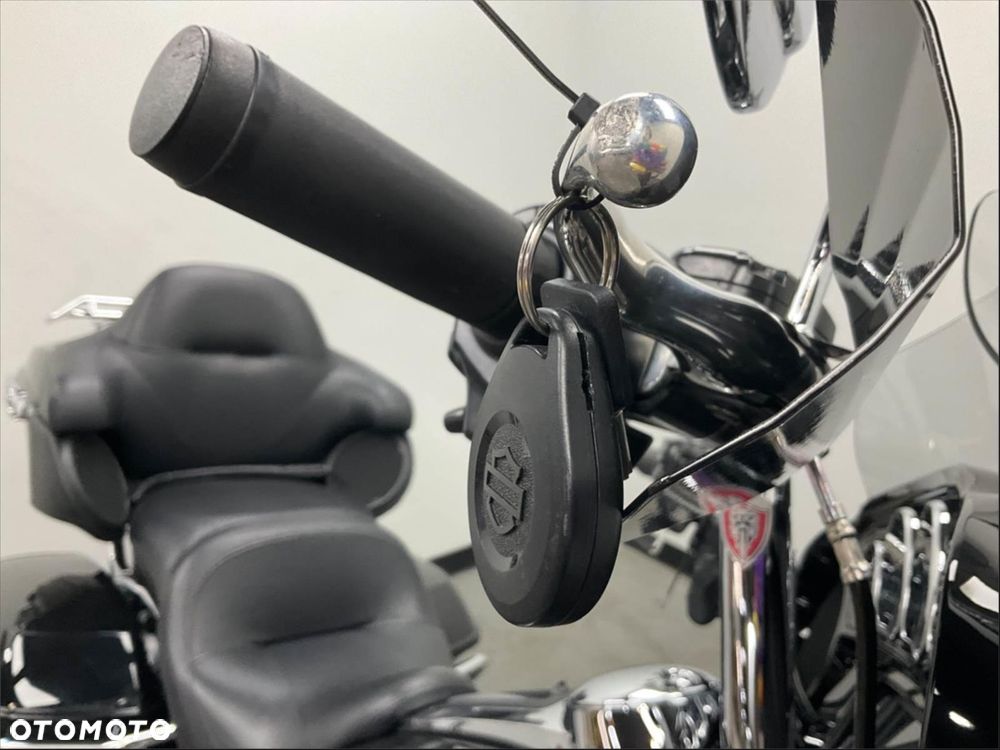 Harley-Davidson Touring Electra Glide - 8