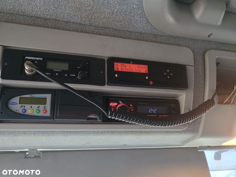 Iveco Euro Cargo ML 120E - 12