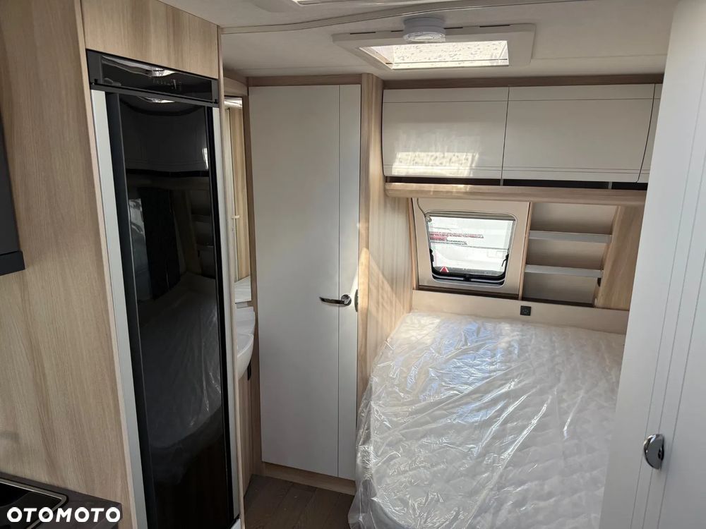 Hobby 460 UFe De Luxe - 8