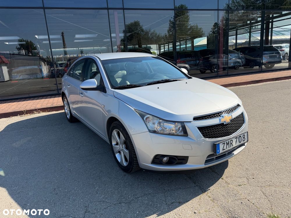 Chevrolet Cruze 1.8 LT+ - 5