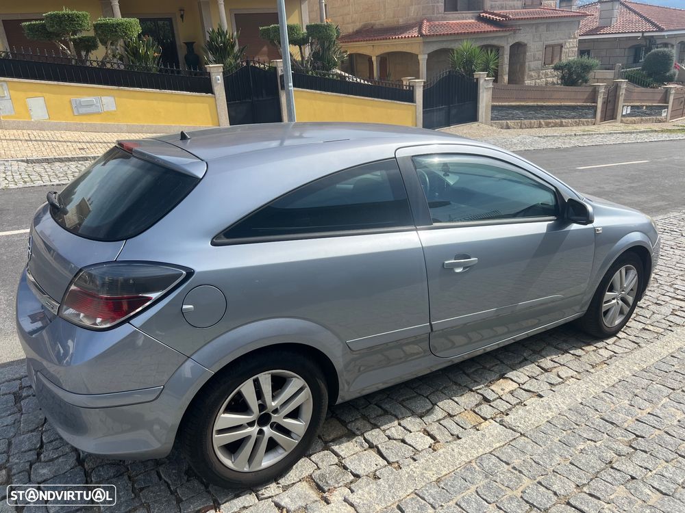Opel Astra GTC 1.3 CDTI - 3