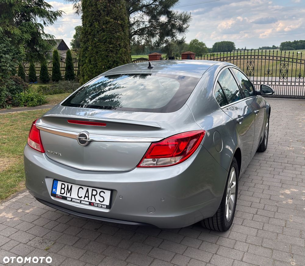 Opel Insignia - 16