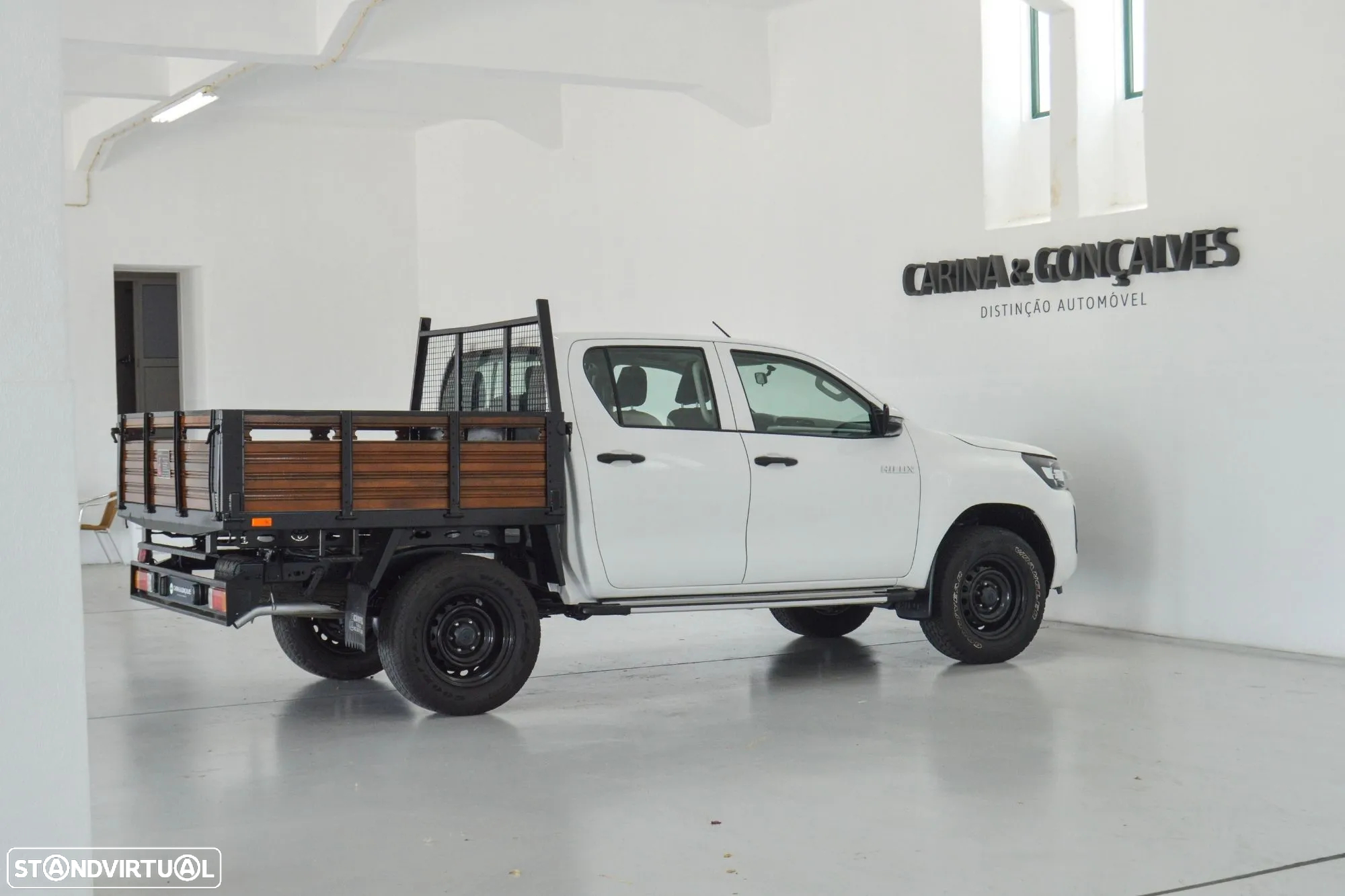 Toyota Hilux 2.4 D-4D 2WD CD CM - 51