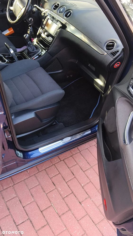 Ford S-Max 2.0 Viva - 33