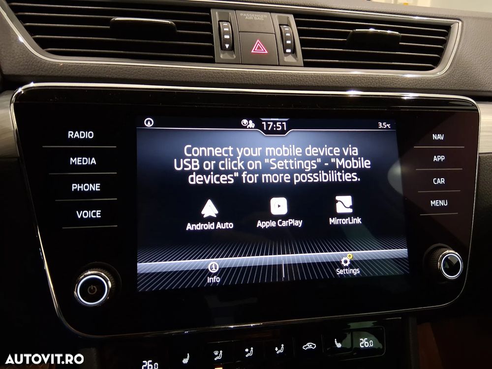 Skoda Superb 2.0 TDI DSG Ambition - 24