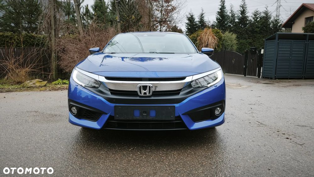 Honda Civic 1.5 i-VTEC Turbo CVT Elegance - 2
