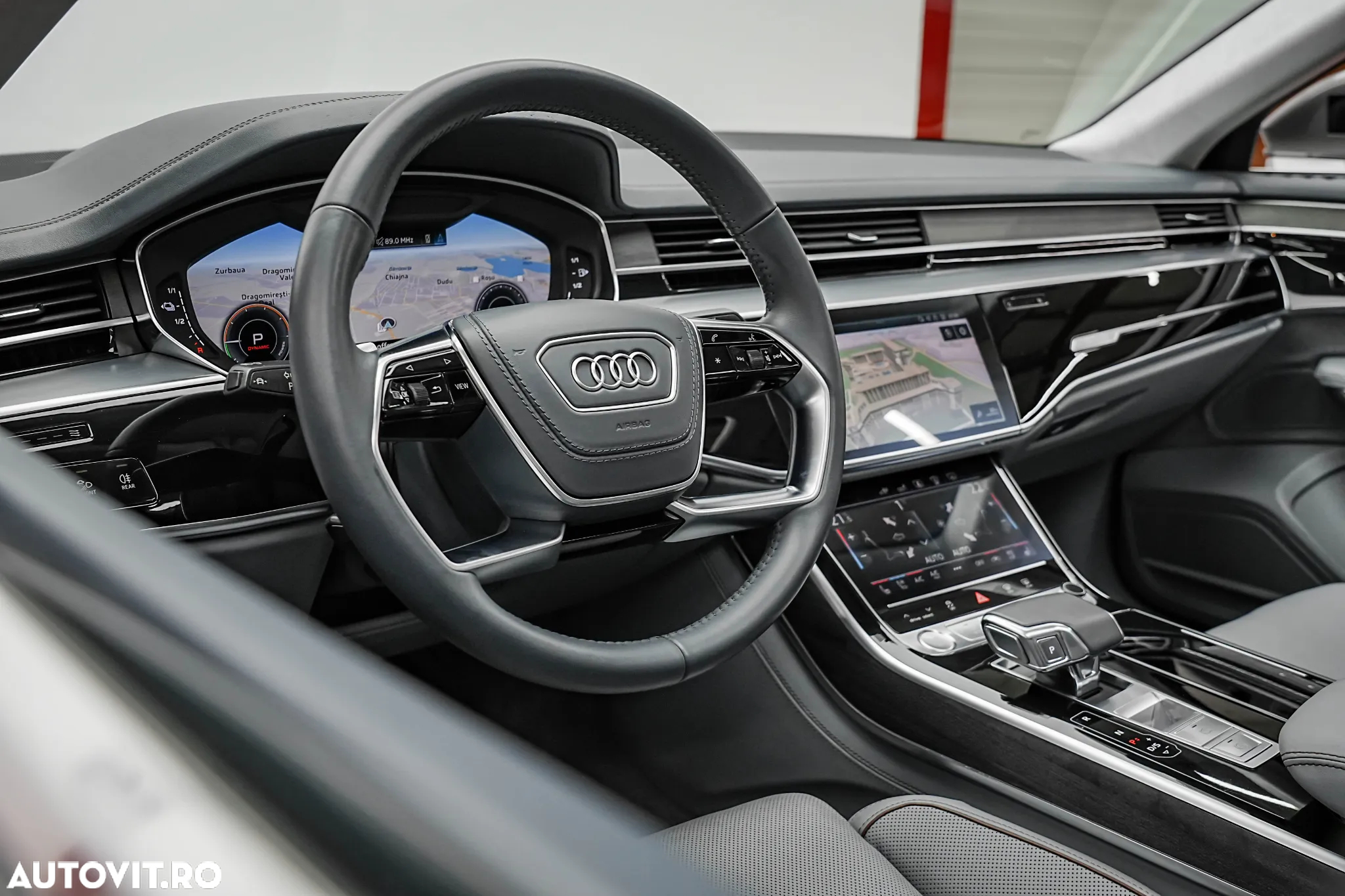 Audi A8 A8L 60 TFSI e quattro Tiptronic PHEV - 12