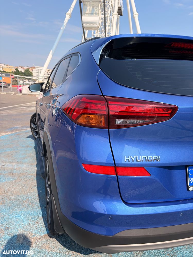 Hyundai Tucson 2.0 CRDI 4WD 8AT Luxury - 21