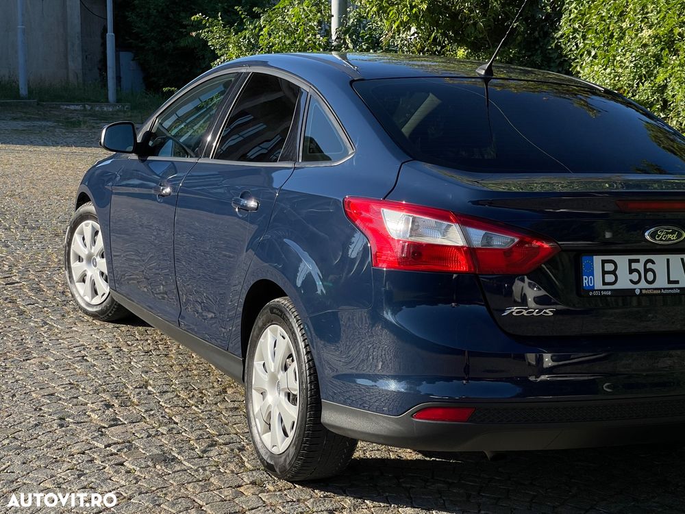 Ford Focus 1.6 TDCi DPF Trend - 9