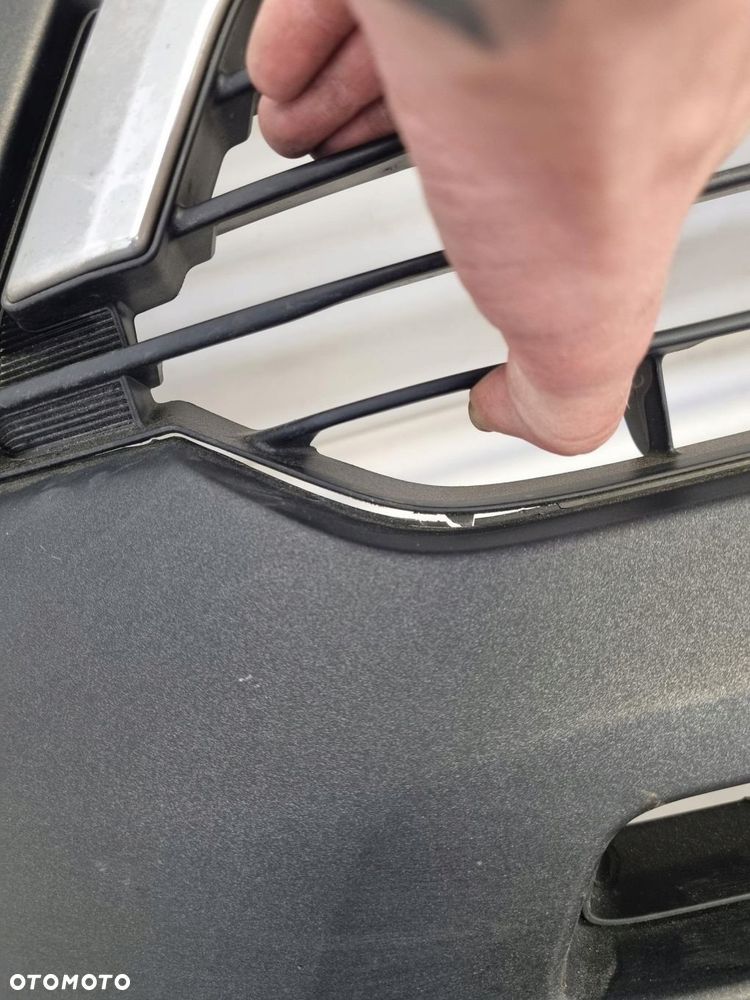 toyota hilux 8 viii invicible lift zderzak przód przedni - 7