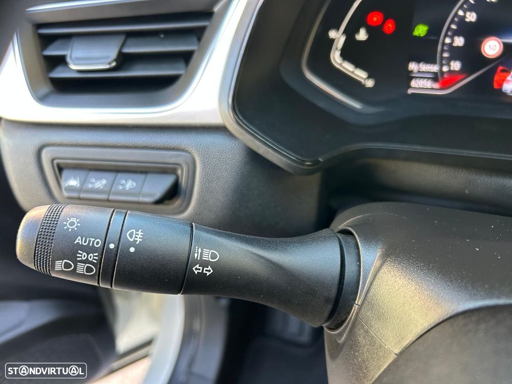 Renault Captur 1.0 TCe Techno - 39