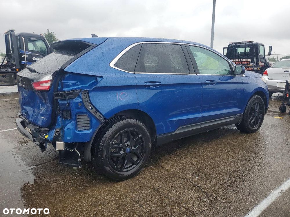 Ford Edge - 4