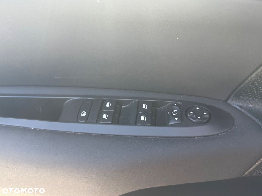 Citroën C4 1.6 BlueHDi Feel Edition S&S EAT6 - 11