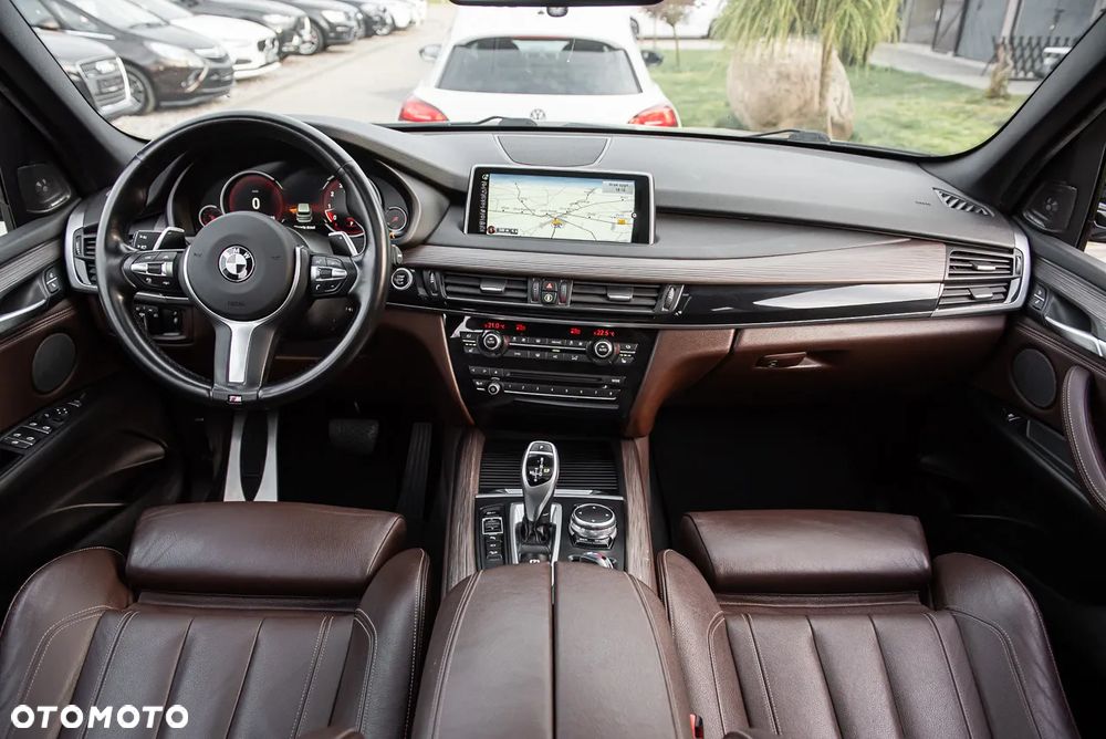 BMW X5 xDrive50i Sport-Aut - 6