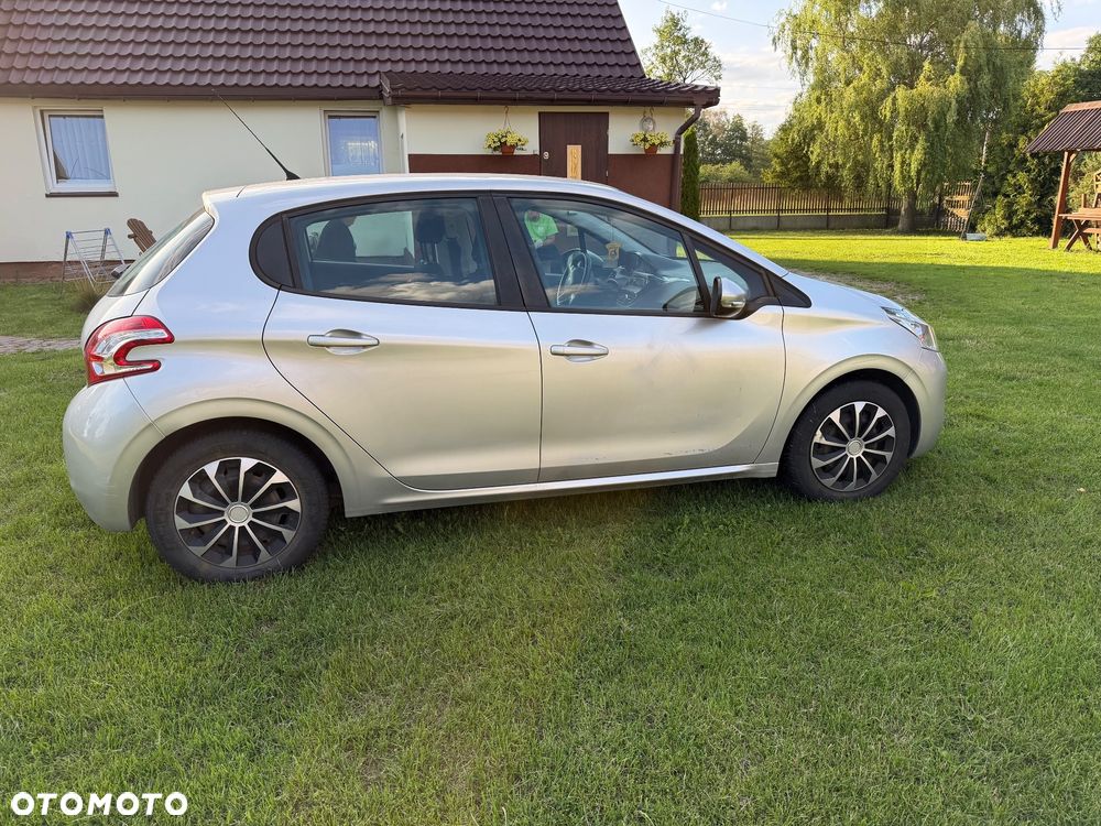 Peugeot 208 1.4 HDi Access - 4