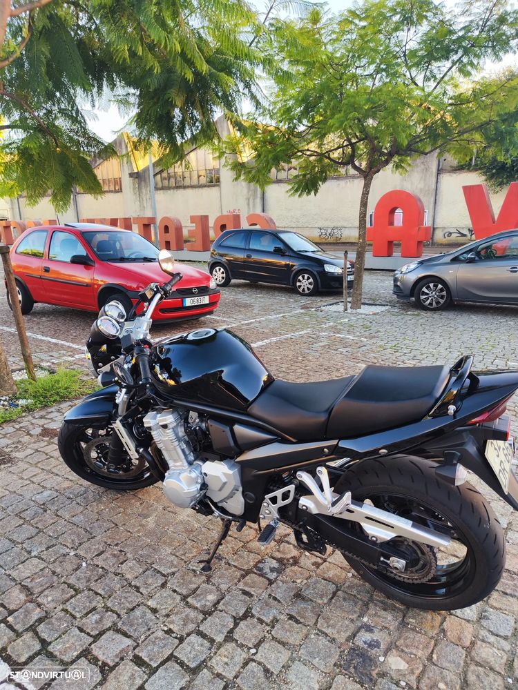 Suzuki GSF Bandit 1250N - 1